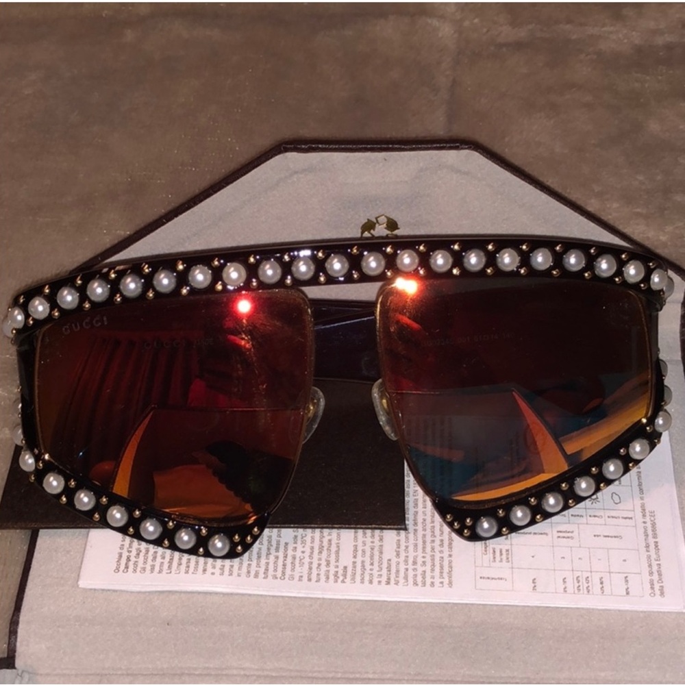 Gucci sunglasses